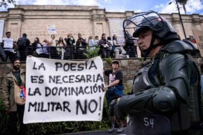 Colombia retira más de 30 obras del Museo Nacional y reabre el debate sobre la memoria