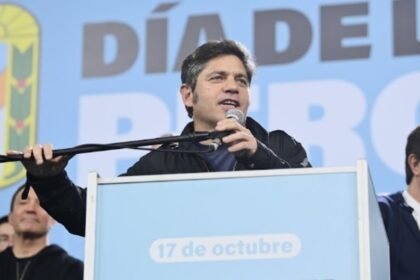 Kicillof llamó a reorganizar al peronismo y afirmó que volverá al poder
