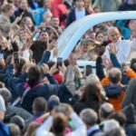 León XIV retomó las audiencias públicas tras recibir el alta médica