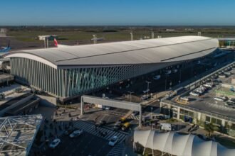 Ezeiza reducirá su operación durante 18 días por obras en una de sus pistas