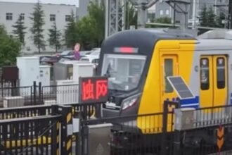 La Ciudad presentó los nuevos coches del subte A y C, que llegarán en enero