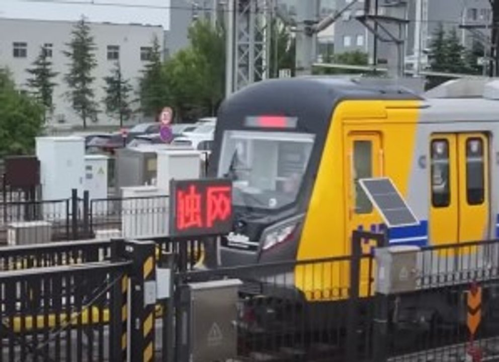 La Ciudad presentó los nuevos coches del subte A y C, que llegarán en enero